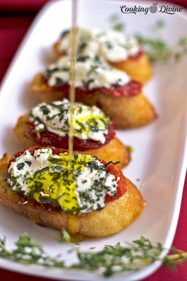 Goat-Cheese-and-Sun-Dried-Tomatoe-Baguettes