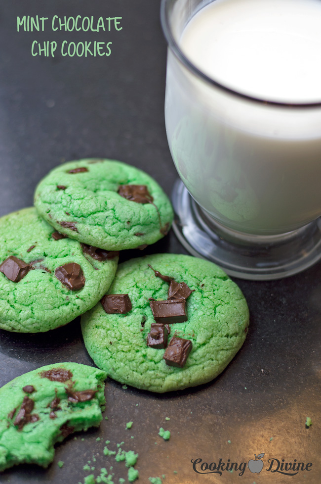 Mint-Chocolate-Chip-Cookies