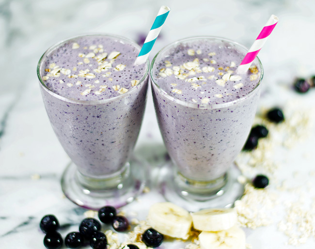 Healthy-Blueberry-Banana-Oatmeal-Smoothie