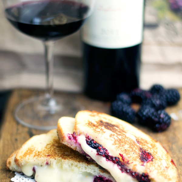 Blackberry and Brie Grilled Cheese Sandwich