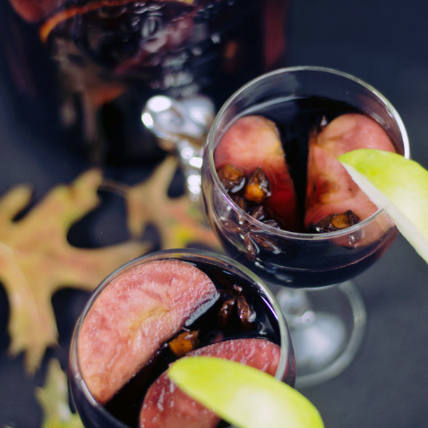 Autumn Clove Spiced Red Wine Sangria