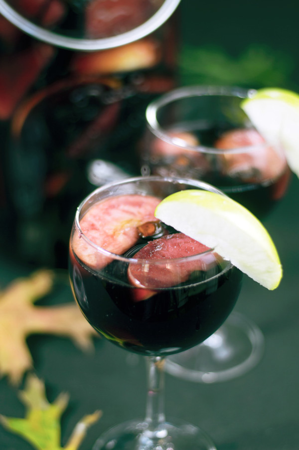 Autumn Clove Spiced Red Wine Sangria Cooking Divine