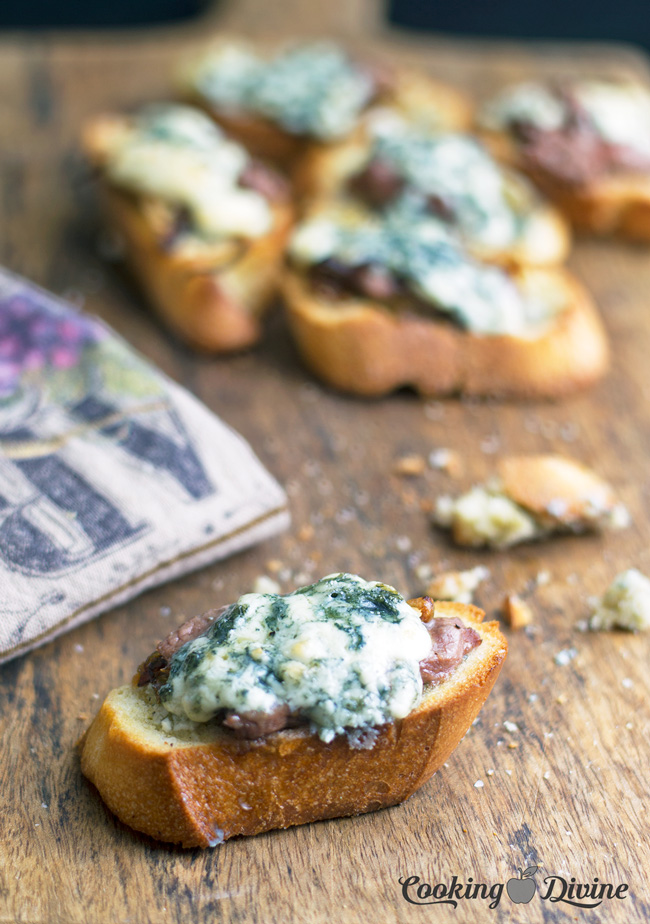 Caramelized Onion with Steak and Blue Cheese Bruschetta