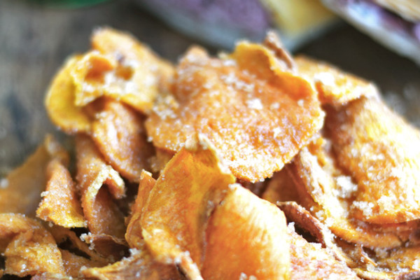 Homemade Cinnamon Sugar Sweet Potato Chips