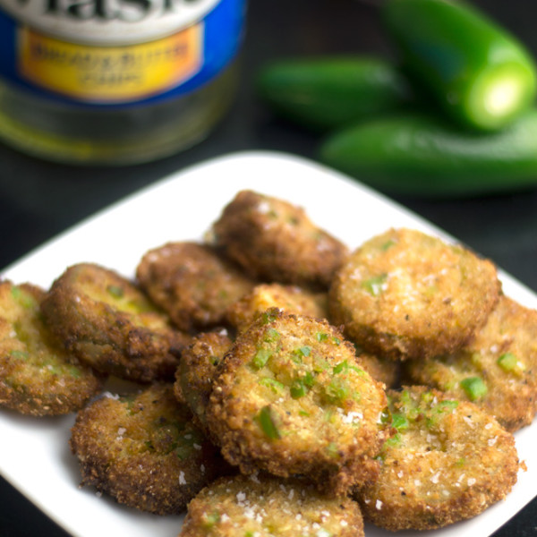 Spicy Jalapeno Deep Fried Pickles